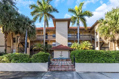 2400 Feather Sound Dr #623, Clearwater, FL 33762