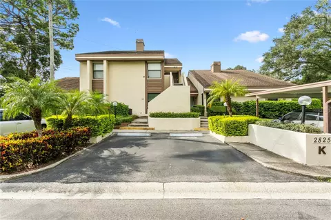 2825 Countrybrook Dr #12, Palm Harbor, FL 34684