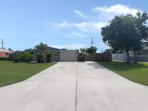 14 Abaco St, Lehigh Acres, FL 33936