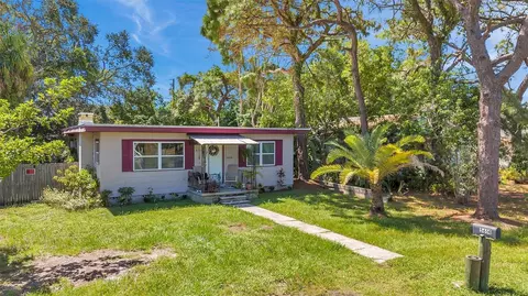 5614 17th Ave S, Gulfport, FL 33707