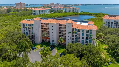 4750 Dolphin Cay Ln S #604, Saint Petersburg, FL 33711