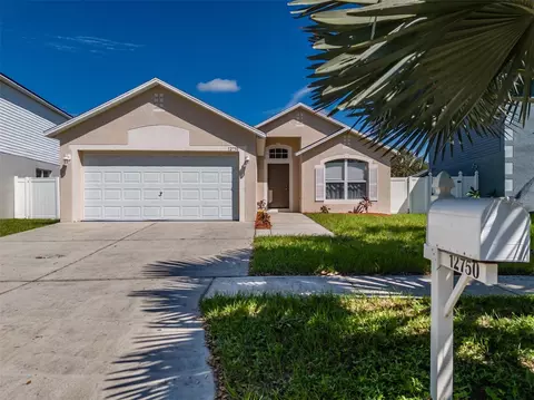 12750 Lake Vista Dr, Gibsonton, FL 33534