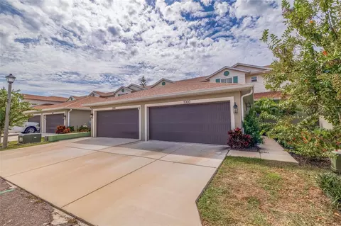 5300 Neil Dr, Saint Petersburg, FL 33714