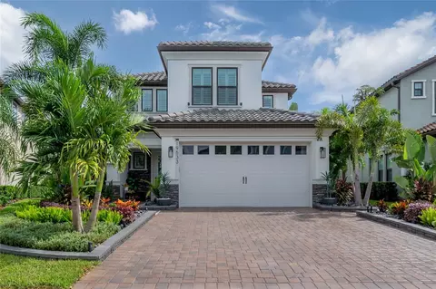 19533 Roseate Dr, Lutz, FL 33558