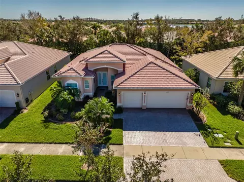 4977 Sapphire Sound Dr, Wimauma, FL 33598