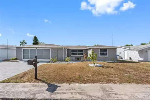 1249 Viking Dr, Holiday, FL 34691