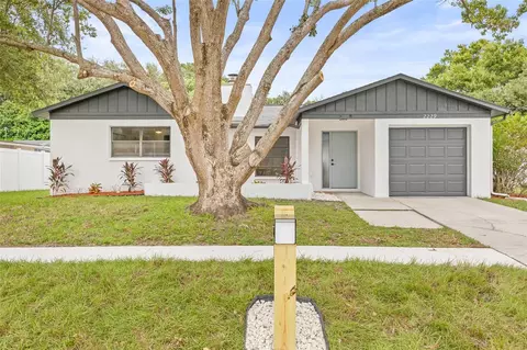 2229 Cypress Point Dr E, Clearwater, FL 33763