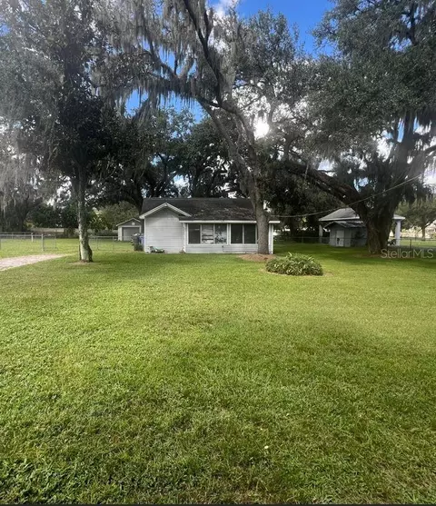 612 Virginia Ave, Seffner, FL 33584