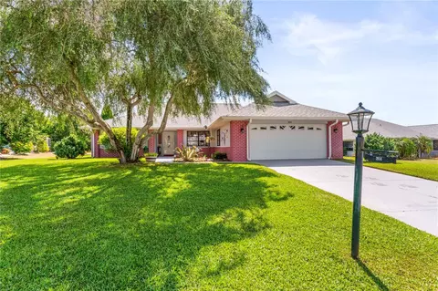 1804 New Bedford Dr, Sun City Center, FL 33573