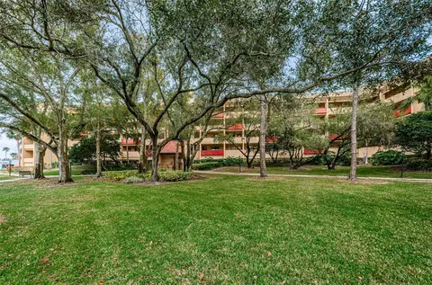 3078 Eastland Blvd #305, Clearwater, FL 33761