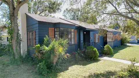 319 N Jefferson Ave, Clearwater, FL 33755
