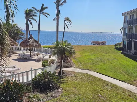 6322 Palma Del Mar Blvd S #215, Saint Petersburg, FL 33715