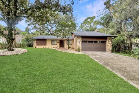 12408 N 52nd St, Temple Terrace, FL 33617