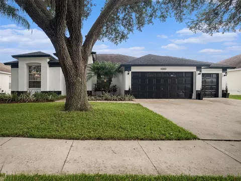 4315 Cross Ridge Ct, Valrico, FL 33594