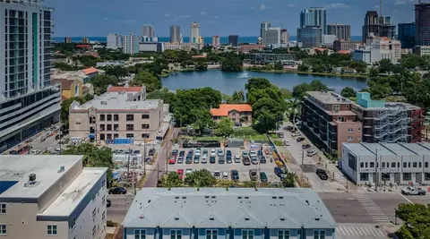 270 8th St N, Saint Petersburg, FL 33701