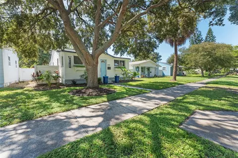 1510 35th Ave N, Saint Petersburg, FL 33704