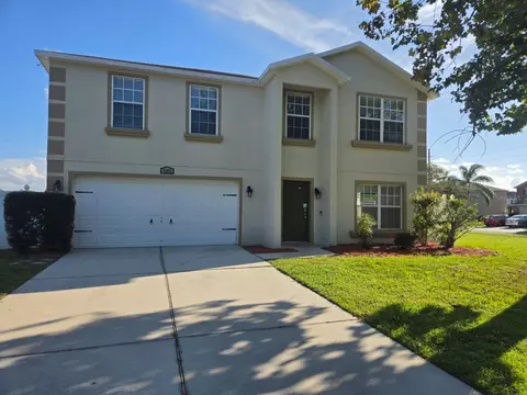 3248 Amberley Park Cir, Kissimmee, FL 34743
