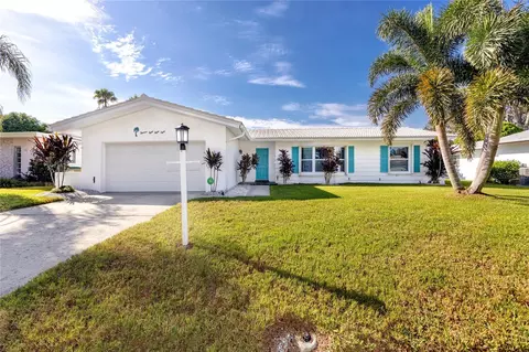13888 Sunset Dr, Largo, FL 33774 photo 1