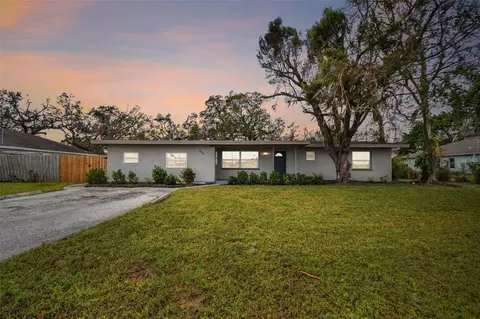 5311 28th Ave E, Palmetto, FL 34221