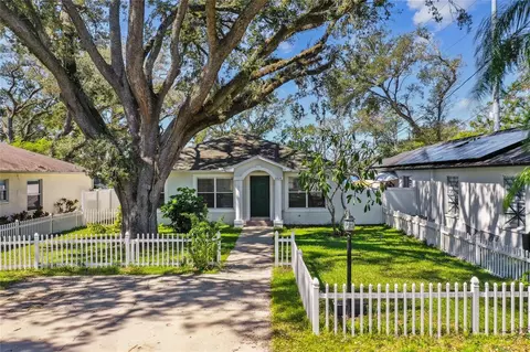 6824 N Sterling Ave, Tampa, FL 33614