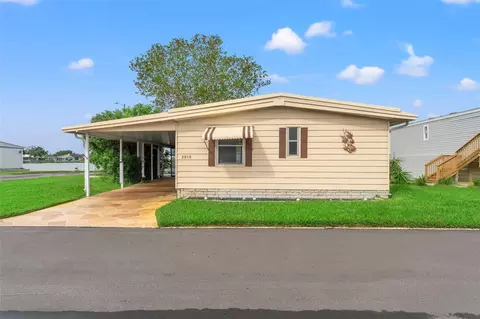 2015 Waterview Dr, Holiday, FL 34691