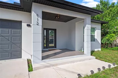 912 E 108th Ave, Tampa, FL 33612