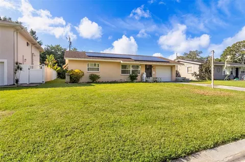 2572 62nd Ter N, Saint Petersburg, FL 33702