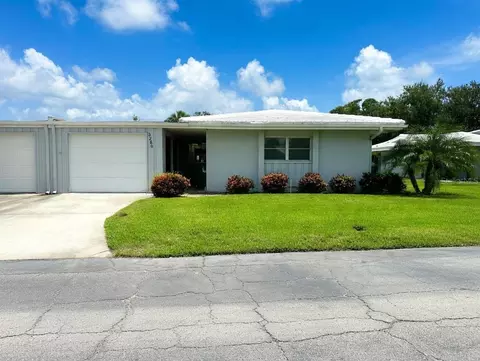3280 Southfield Ln #804, Sarasota, FL 34239