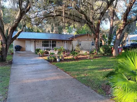 5612 Kenny Dr, Tampa, FL 33617
