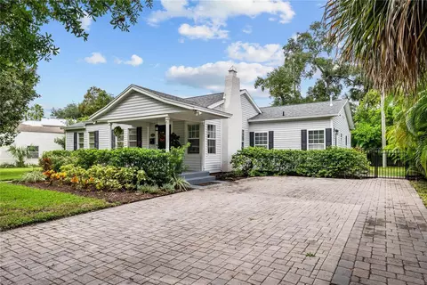 3405 W Gray Ct, Tampa, FL 33609