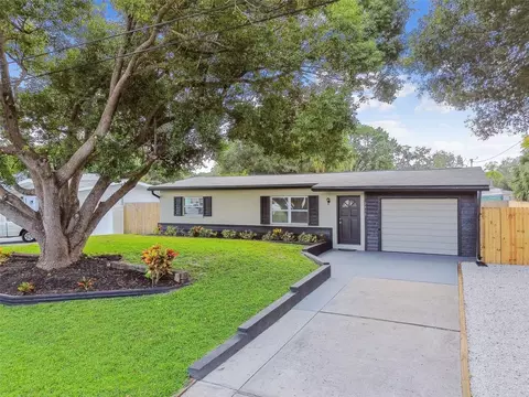2415 Havana Dr, Clearwater, FL 33764
