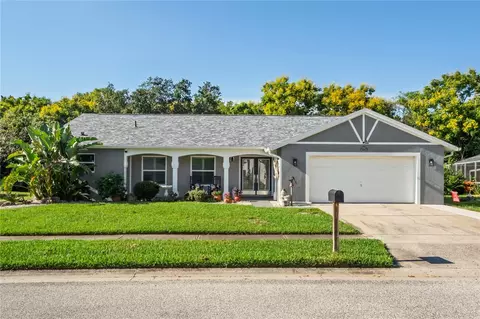 8606 Berkley Dr, Hudson, FL 34667