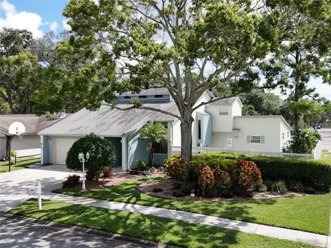 6888 118th Pl, Largo, FL 33773