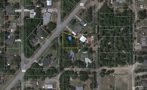 W 2nd Avenue, Umatilla, FL 32784