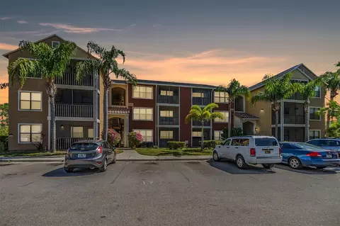 11901 4th St N #11305, Saint Petersburg, FL 33716
