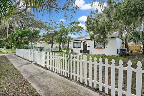 4015 7th St S, Saint Petersburg, FL 33705