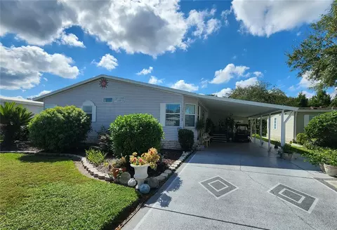 37022 Lakota Ct, Zephyrhills, FL 33542