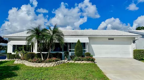 9000 34th Way N #6, Pinellas Park, FL 33782