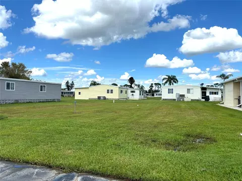 626 La Sala, North Port, FL 34287