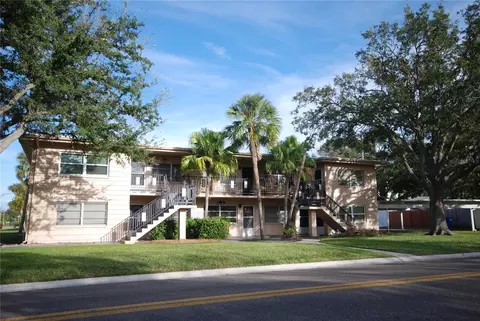 232 36 Ave N #102C, Saint Petersburg, FL 33704