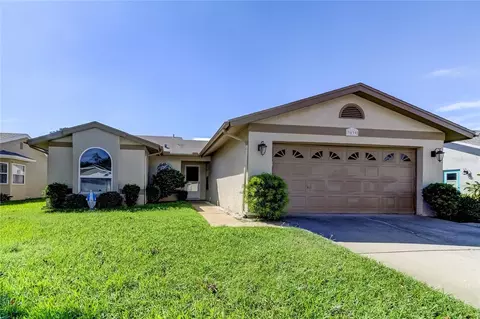 3039 Orchard Dr, Palm Harbor, FL 34684