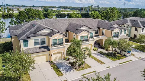 9136 Fox Sparrow Rd, Tampa, FL 33626