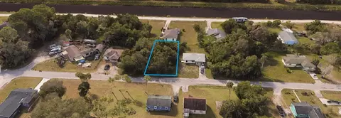 4803 Barcelona Ave, Fort Pierce, FL 34946