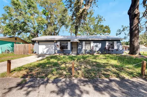 3640 Sugarcreek Dr, Tampa, FL 33619