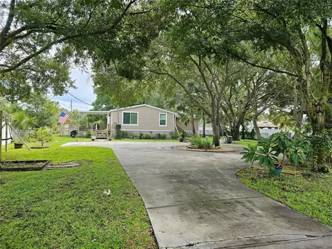 11512 E Bay Rd, Gibsonton, FL 33534