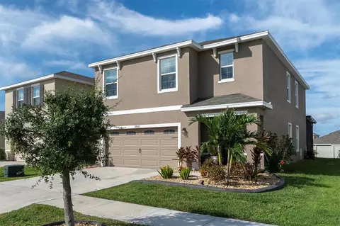 17063 Oval Rum Dr, Wimauma, FL 33598