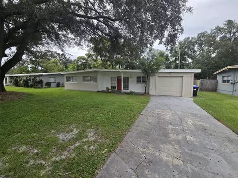 2224 Eiffel Dr, Orlando, FL 32808