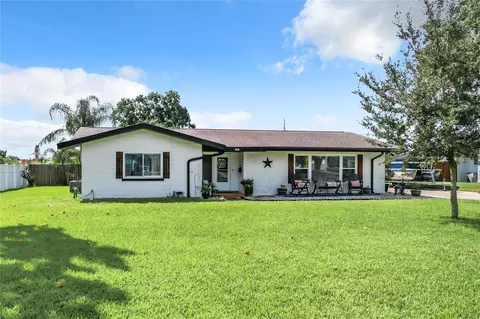 860 Piedmont Dr SE, Winter Haven, FL 33880
