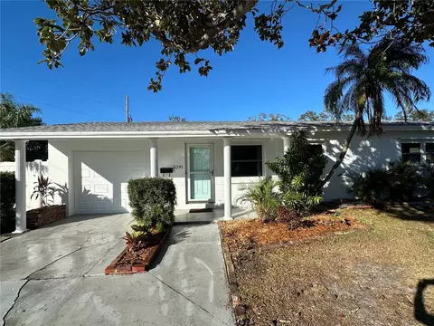 5291 22nd Ave N, Saint Petersburg, FL 33710