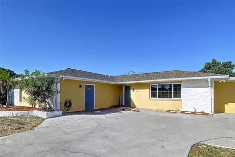2040 N Highland Ave, Clearwater, FL 33755